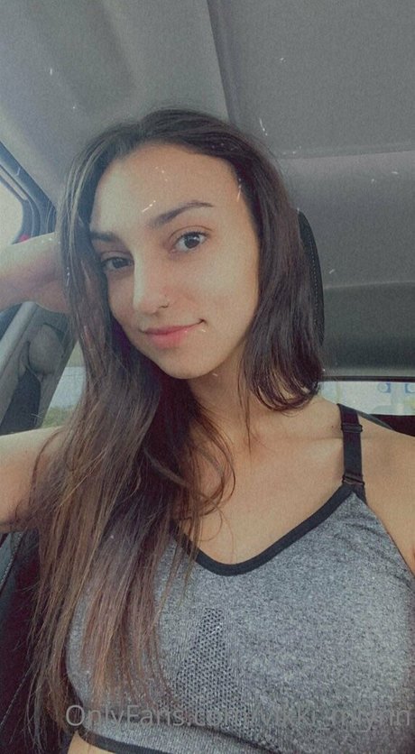 Vikki Mlynn pornstar art picture