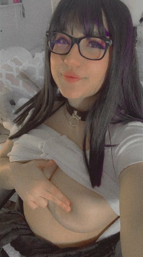 ninitard beautiful model img