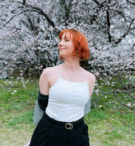 Tokidoki Traveller beautiful actress image