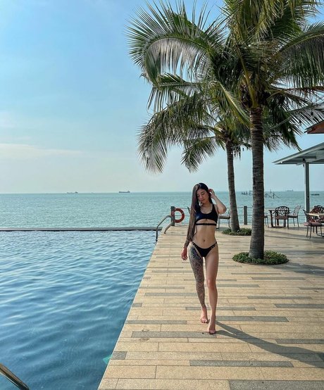 karinageez_ pornstar adult photos