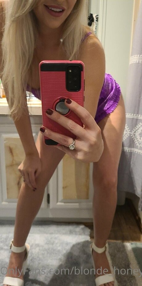 blonde honey22 perfect model img