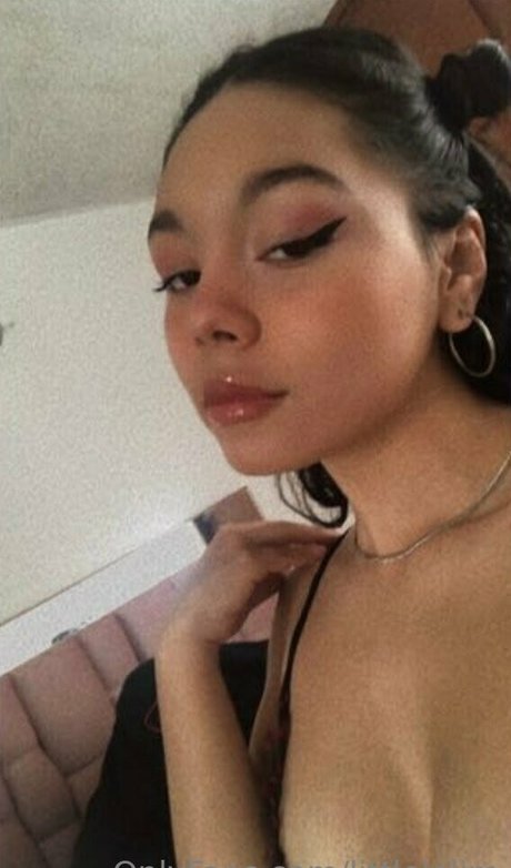 littlelolim pornstar sexy image