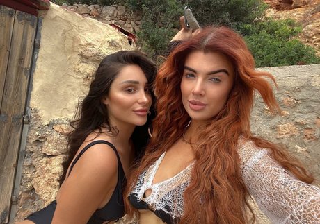 Coco Lodge beautiful model galleries