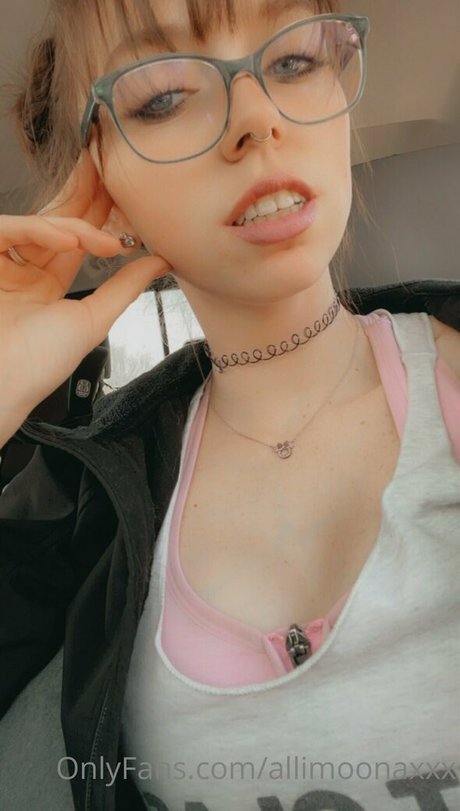 allimoonaxxx erotic pornstar galleries