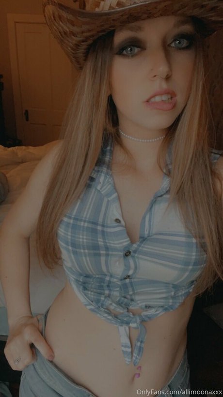 allimoonaxxx pretty actress pictures