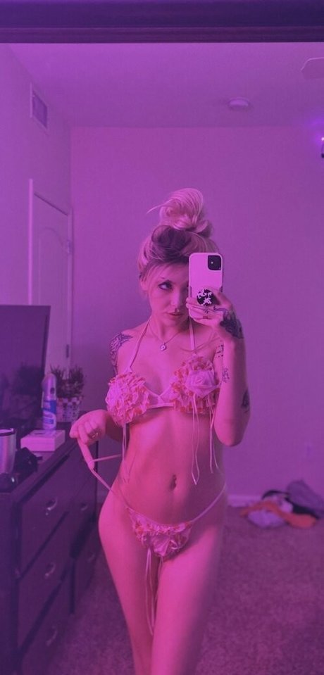 macie33 model nudes gallery