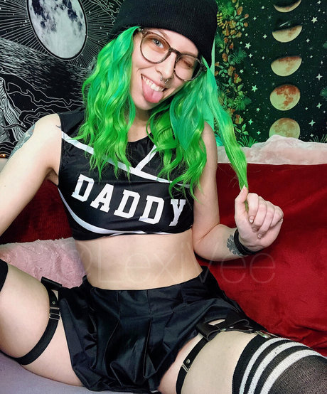 lexiveefree adult model pictures