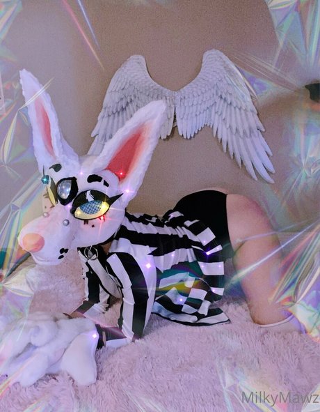 strwbrryinsides thumbnail