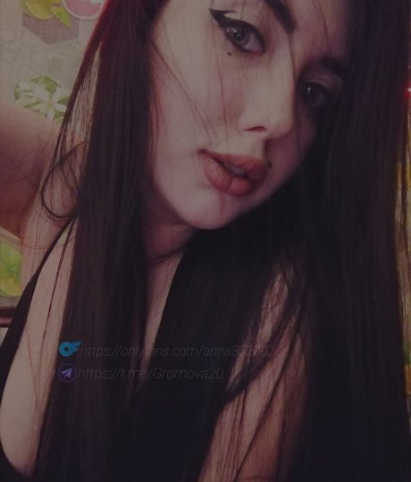 Anna Smykovskaya pornographic actress pictures