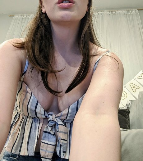 callaq nudes actress gallery