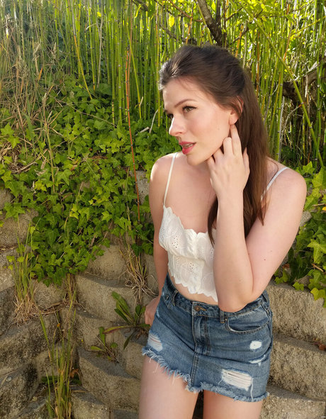 callaq adult actress pictures