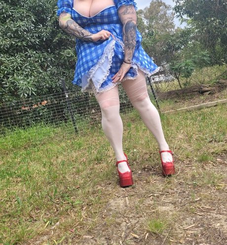 hooters onlyfans art xxx galleries