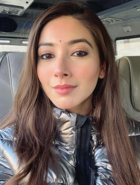 Alankrita Bora perfect model photos