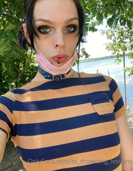 ts drowning lessons nudes actress gallery