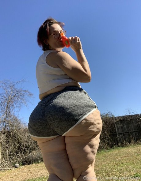 hourglassleigh sex pornstar pictures