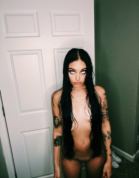 Babygunk beautiful pornstar img