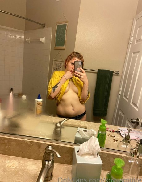 soyvampire hot model gallery