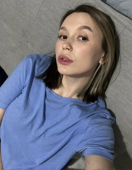 Miraclekity porn model images