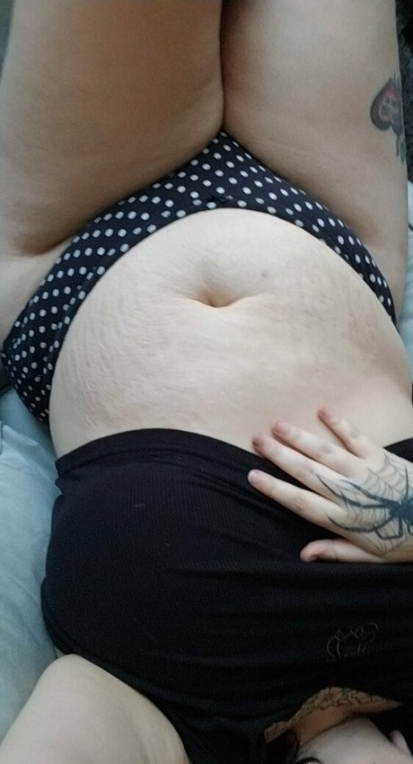 draculuv hot star images