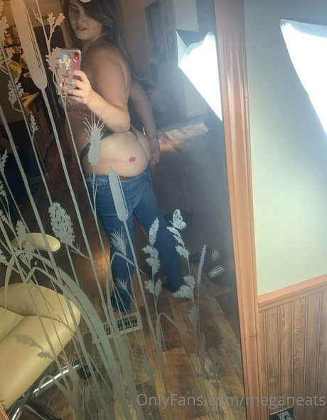 meganeats free actress picture