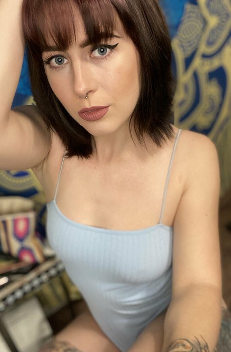 c reign star pornographic gallery