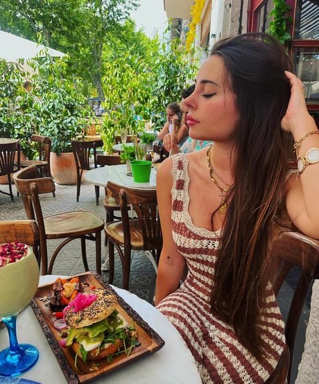 paulagarxia model adult pics