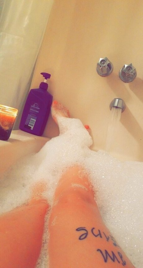 callmemrsgrey star nudes pic