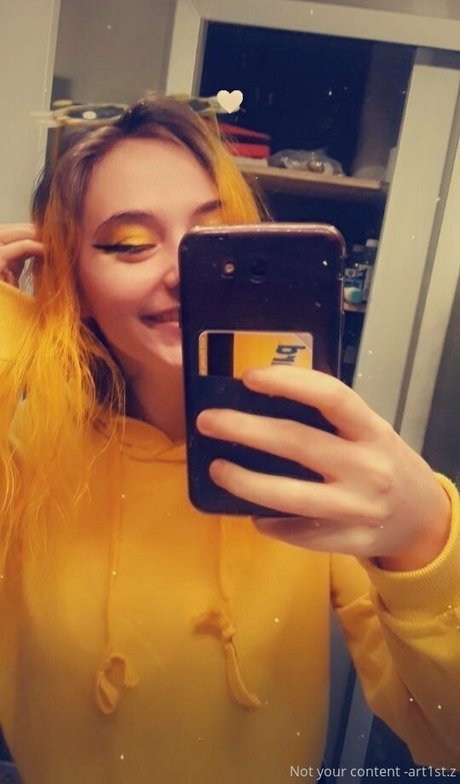 art1stdotz sexy model pictures