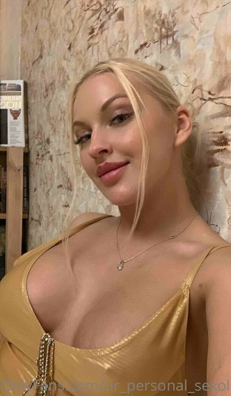 jana blondie 19 star naked img