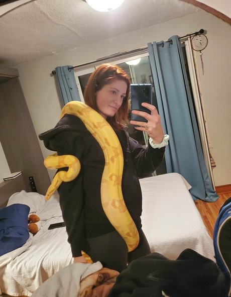 mikaylarainesfans free star pic