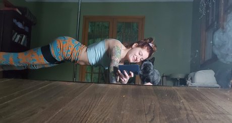 mikaylarainesfans pornstar art images