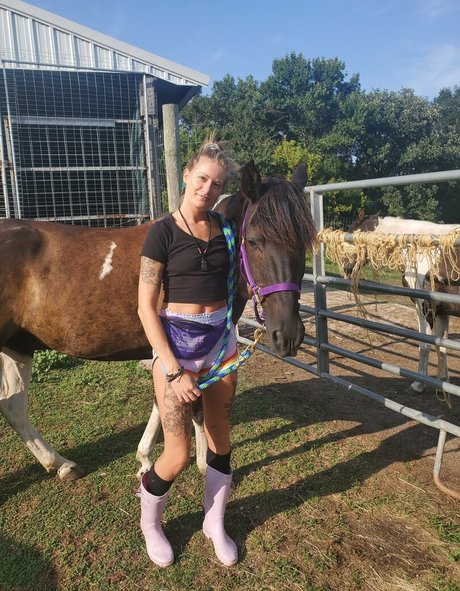 mikaylarainesfans model beautiful images