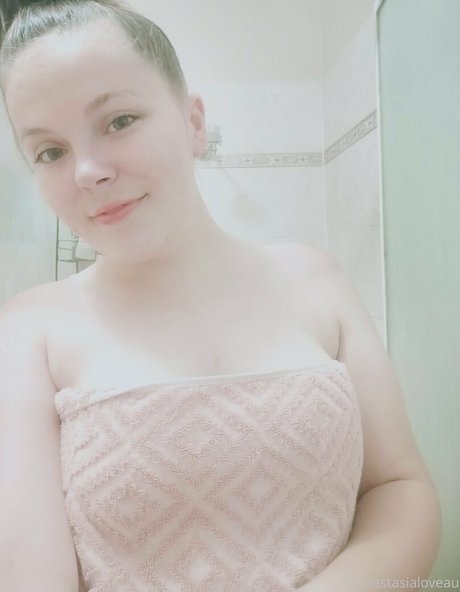 anastasialoveau pretty actress picture