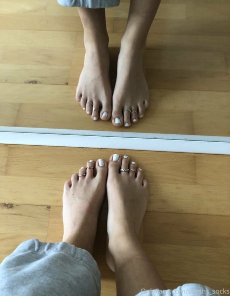 sarahs socks nudes pornstar image