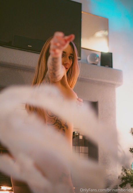 brinamberlee model nudes pictures
