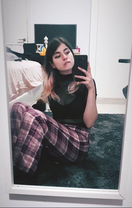 Abbyimu naked pornstar pics