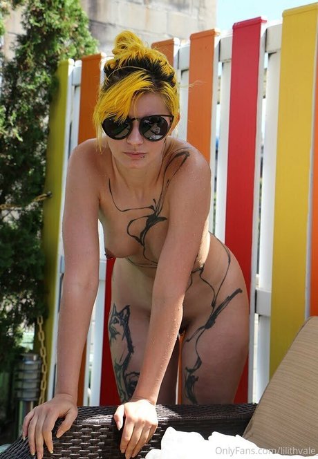 lilithvale sexy model photos