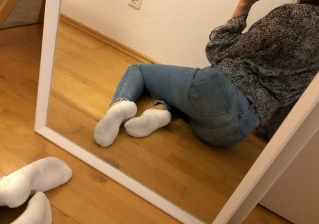 Sarahs fetish world model nude gallery