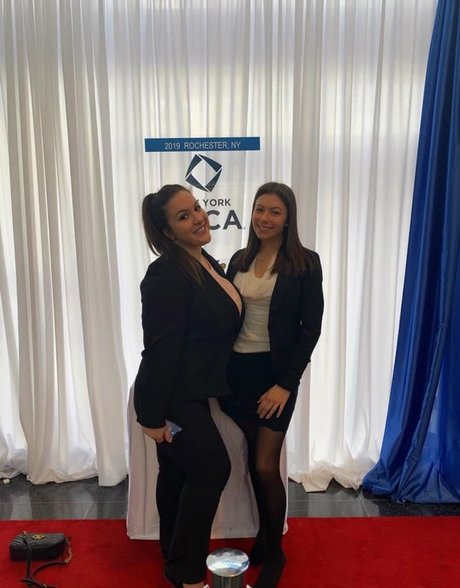 Ellie K model art photos