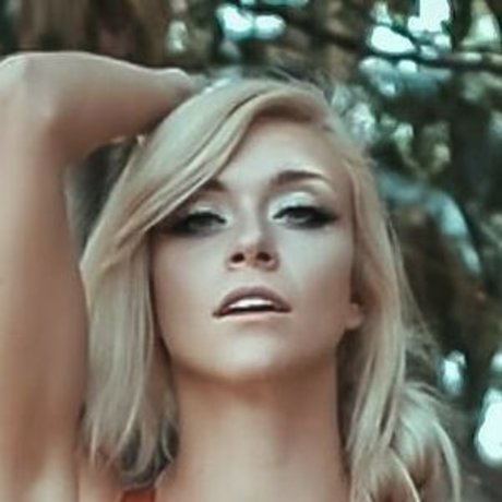 Abbey Arcane star free archive