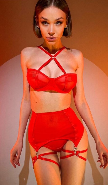 Pers Persikovyy art model archive