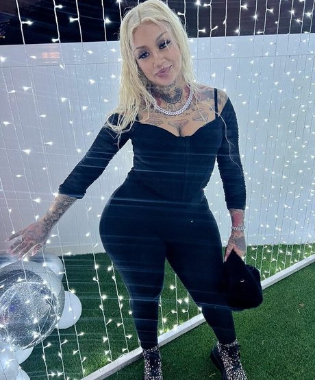 Donna Lombardi perfect pornstar picture