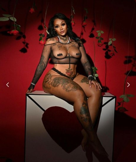 Donna Lombardi erotic pornstar pics