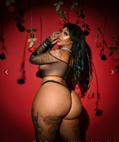 Donna Lombardi model hd photo