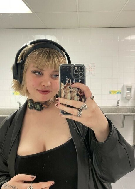 Hickorymoth naked pornstar gallery