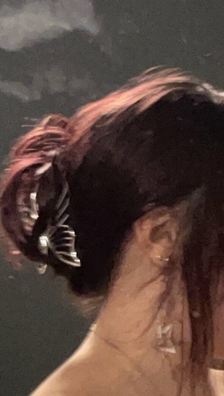 grungek1tten free model photo