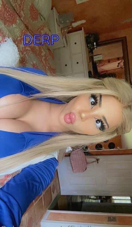 Bronze Goddess model porn img