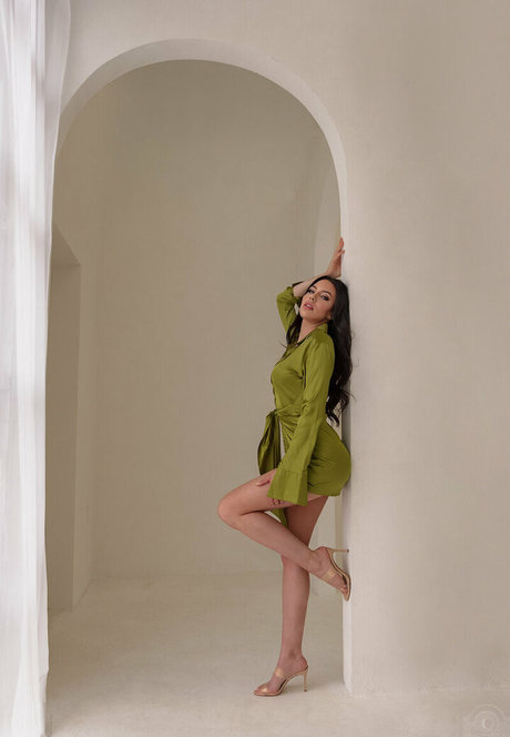 Emma Sinclair pornstar nude pics