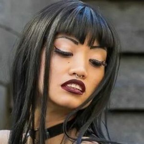 Prenzs Wndr nudes model images