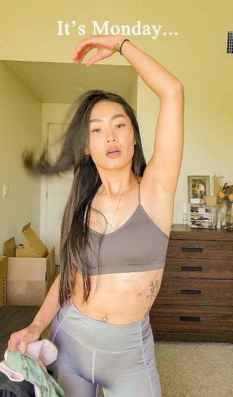 Elizabeth Tran pornstar sex picture